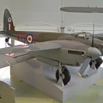 Volando en un De Havilland Mosquito KA114